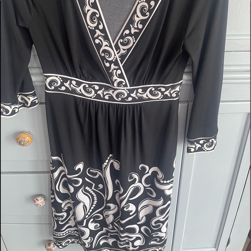 White House retro dress